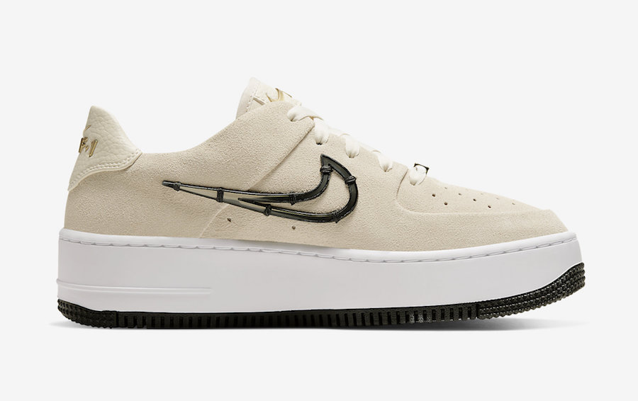 Nike Air Force 1 Sage Low with Outline 