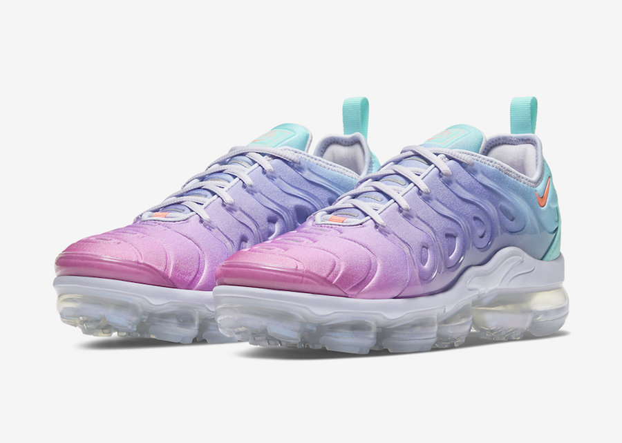 nike air vapormax pink and purple