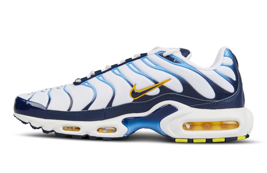 air max plus gold and white