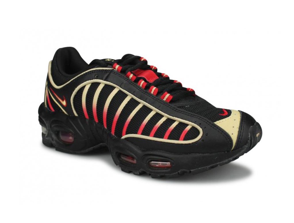 red black and gold nikes