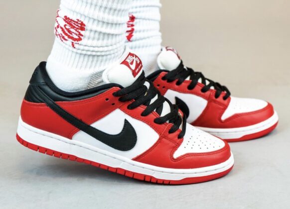 Nike SB Dunk Low Chicago BQ6817-600 Release Date Info | SneakerFiles