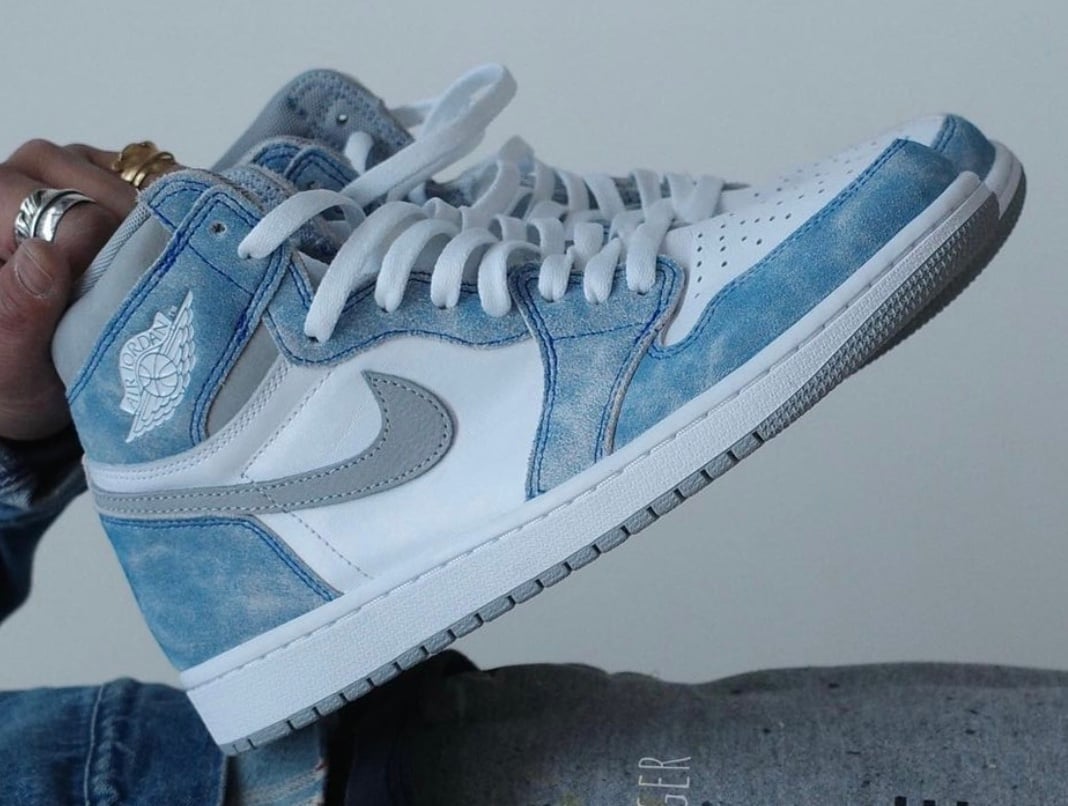 Detailed Look At The Air Jordan 1 High Og Hyper Royal Stadium Kicks Sneaker News Feed