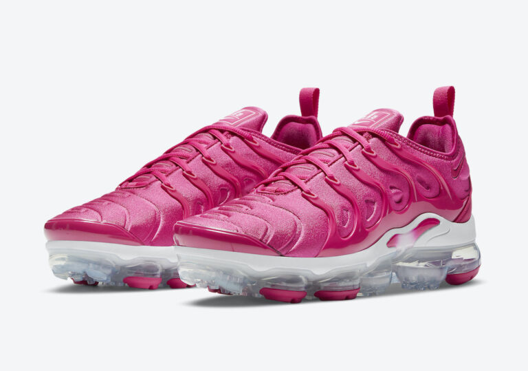 womens vapor max pink