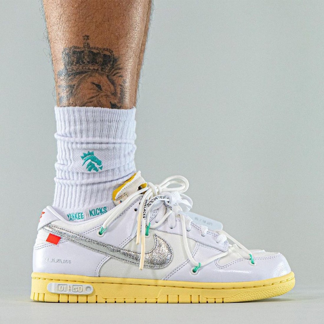 nike x off white dunk low on feet