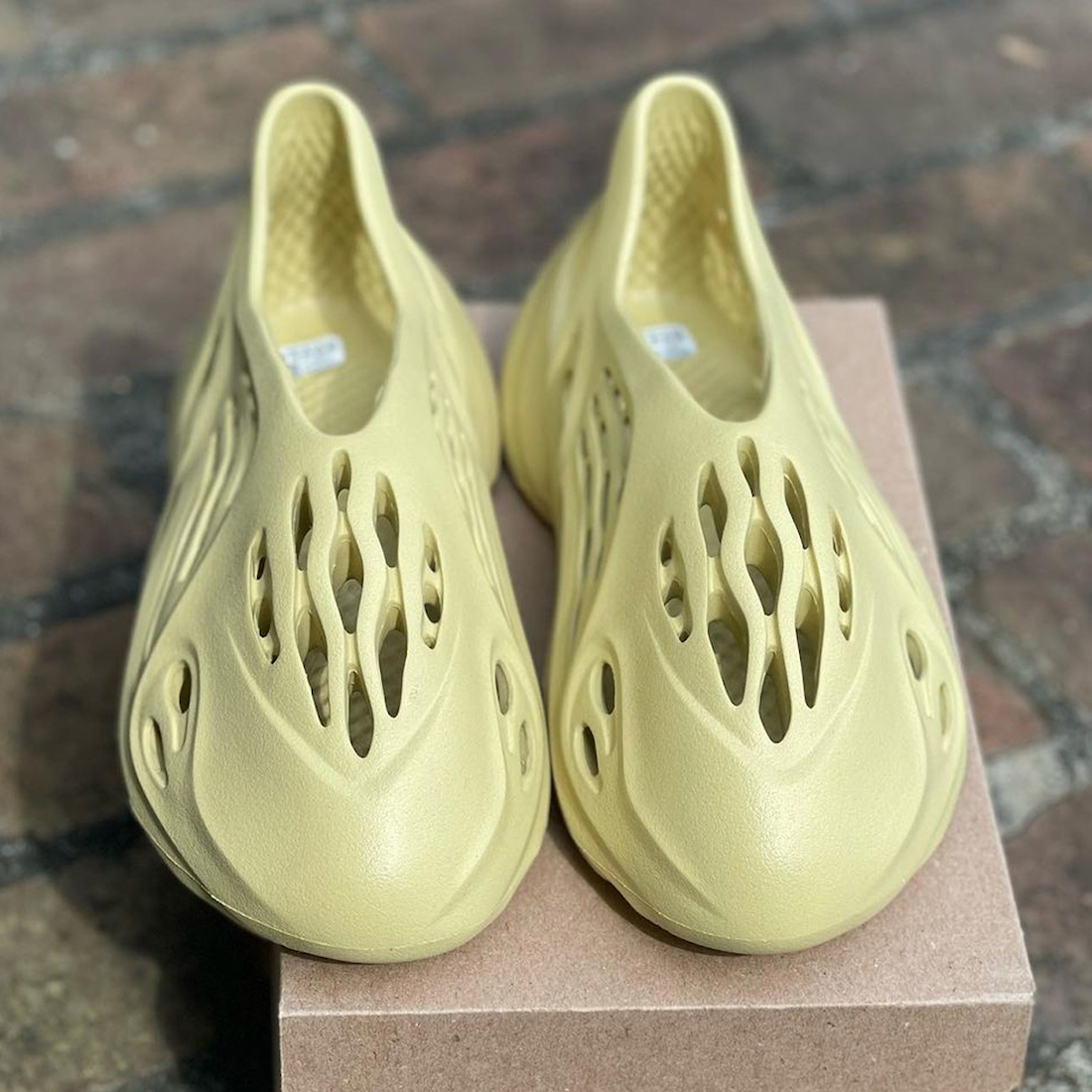 adidas Yeezy Foam Runner Sulfur GV6775 Release Date Info | SneakerFiles