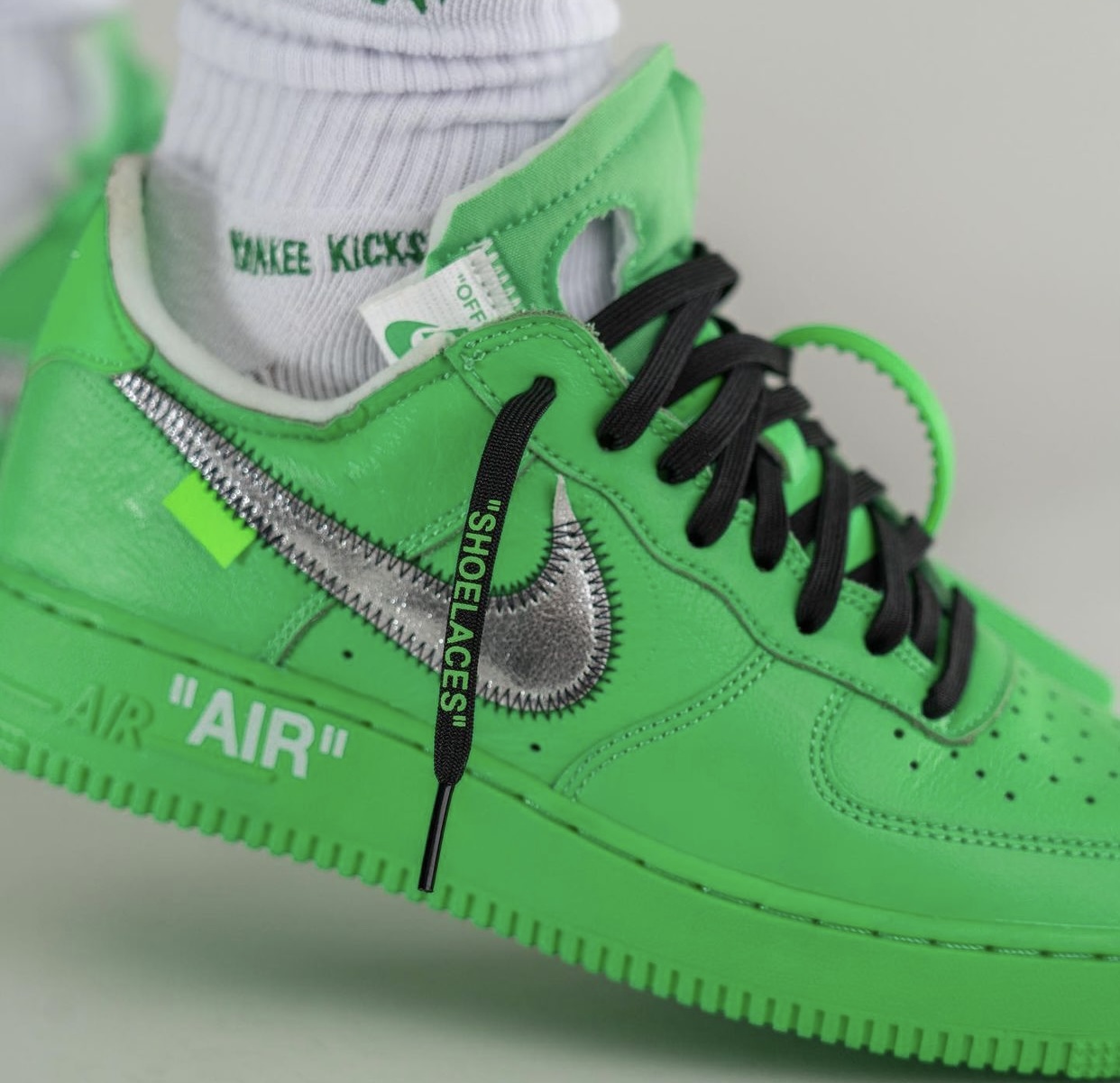 Nike Off-White Air Force 1 Shoes Brooklyn Light Green Spark DX1419-300 Men’s