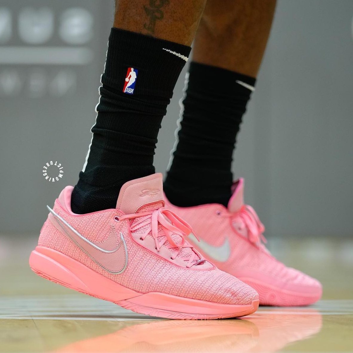 Nike LeBron 20 Pink Diamond Multi-Color/Multi-Color Release Date: Dece