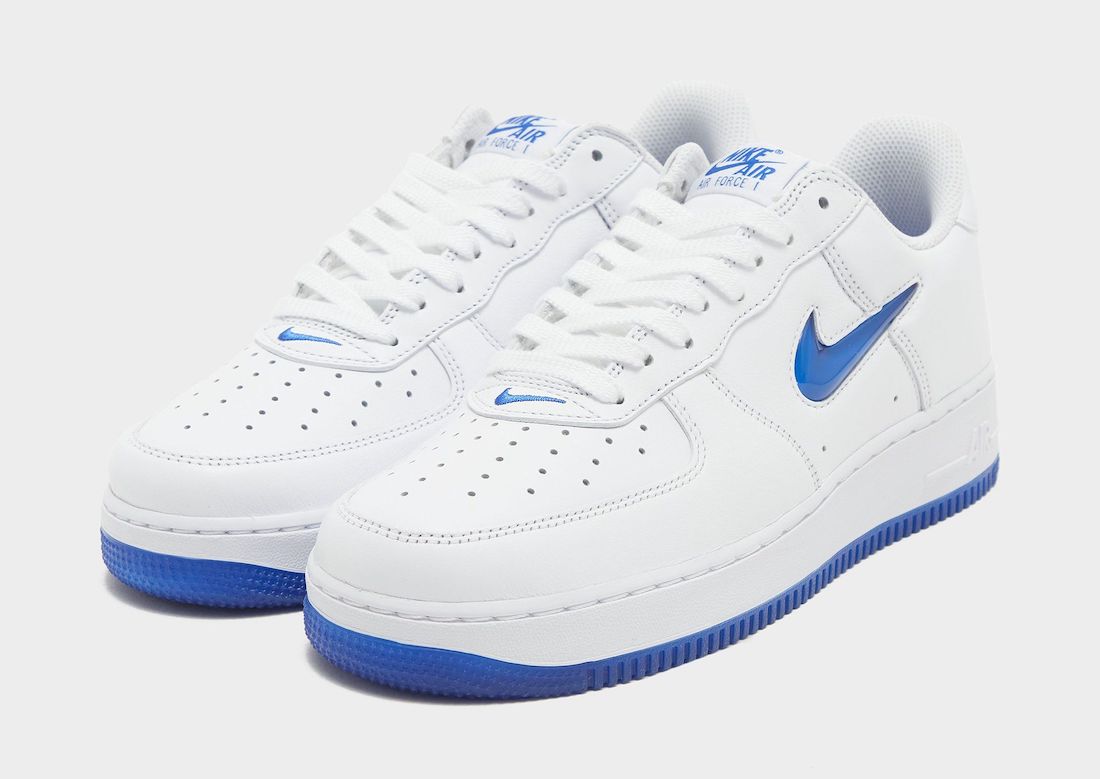 Nike Air Force 1 '07 “Chicago” Release Info
