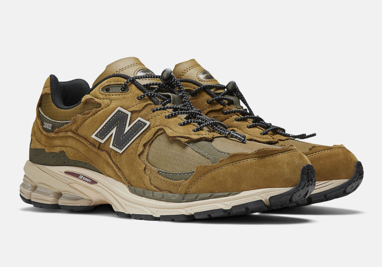 New Balance 2002R Protection Pack Ripstop SneakerFiles