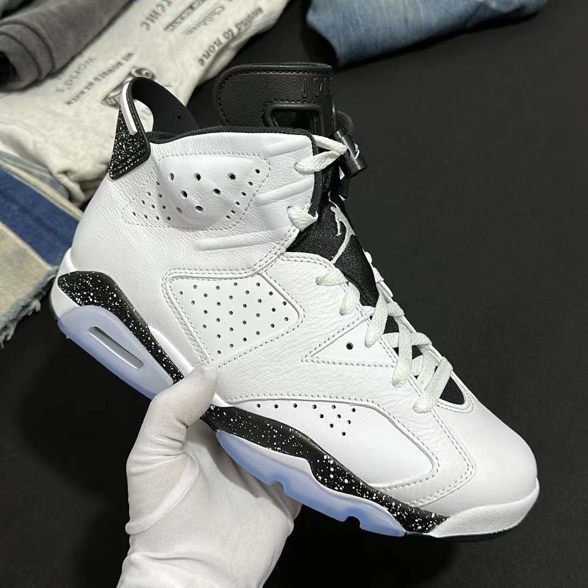 Air Jordan 6 Reverse Oreo White Black CT8529-112 | SneakerFiles