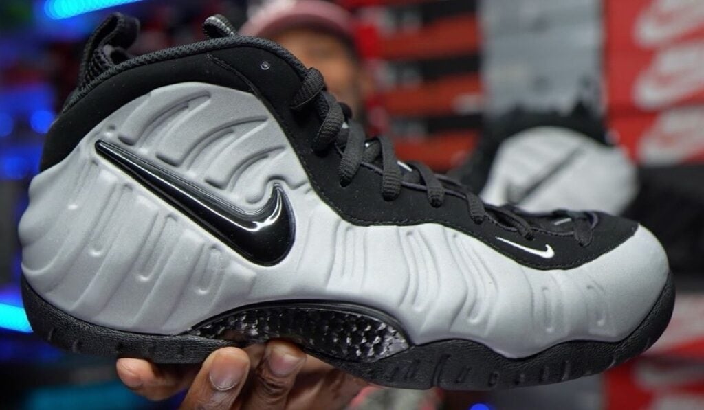 Black and light blue foamposites best sale