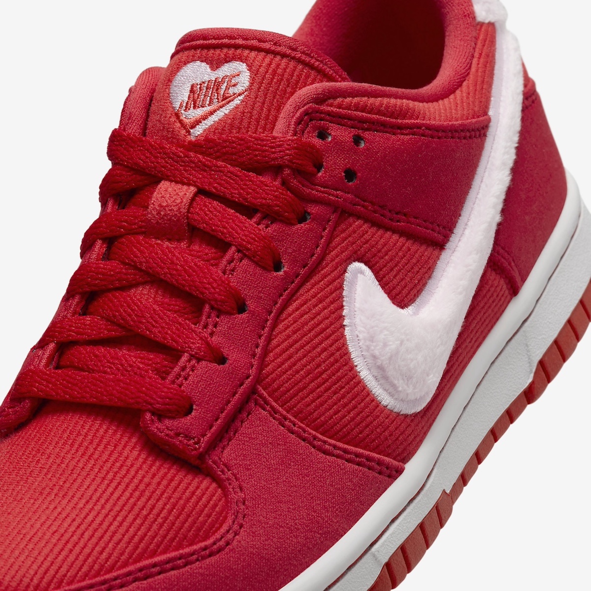 Nike Dunk Low Gs Valentines Day 2024 6 