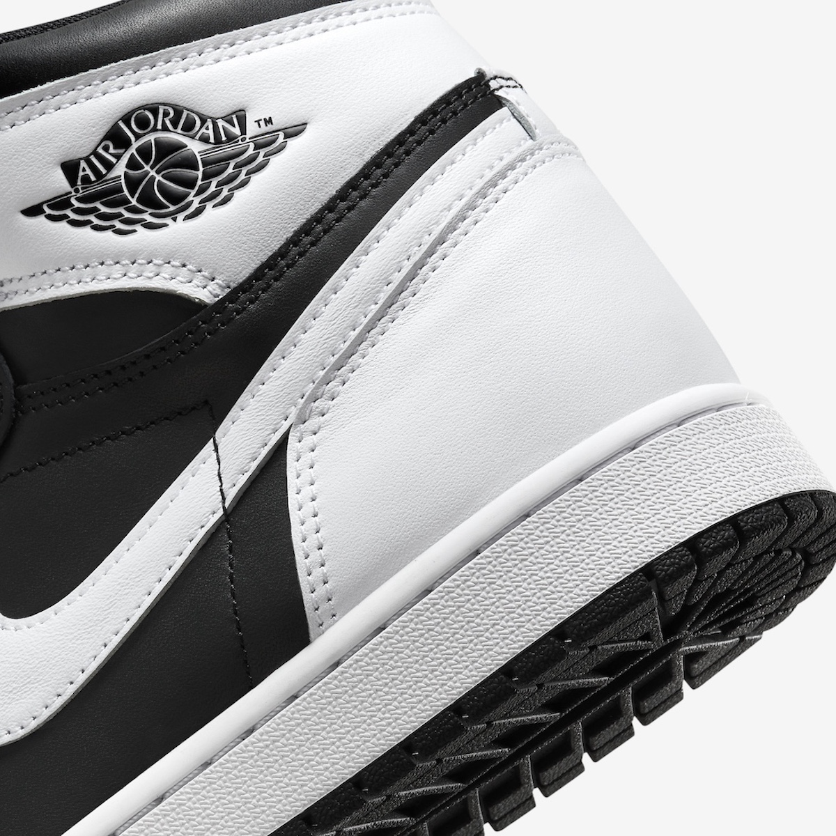 Air Jordan 1 High OG Black White 2024 DZ5485-010 | SneakerFiles