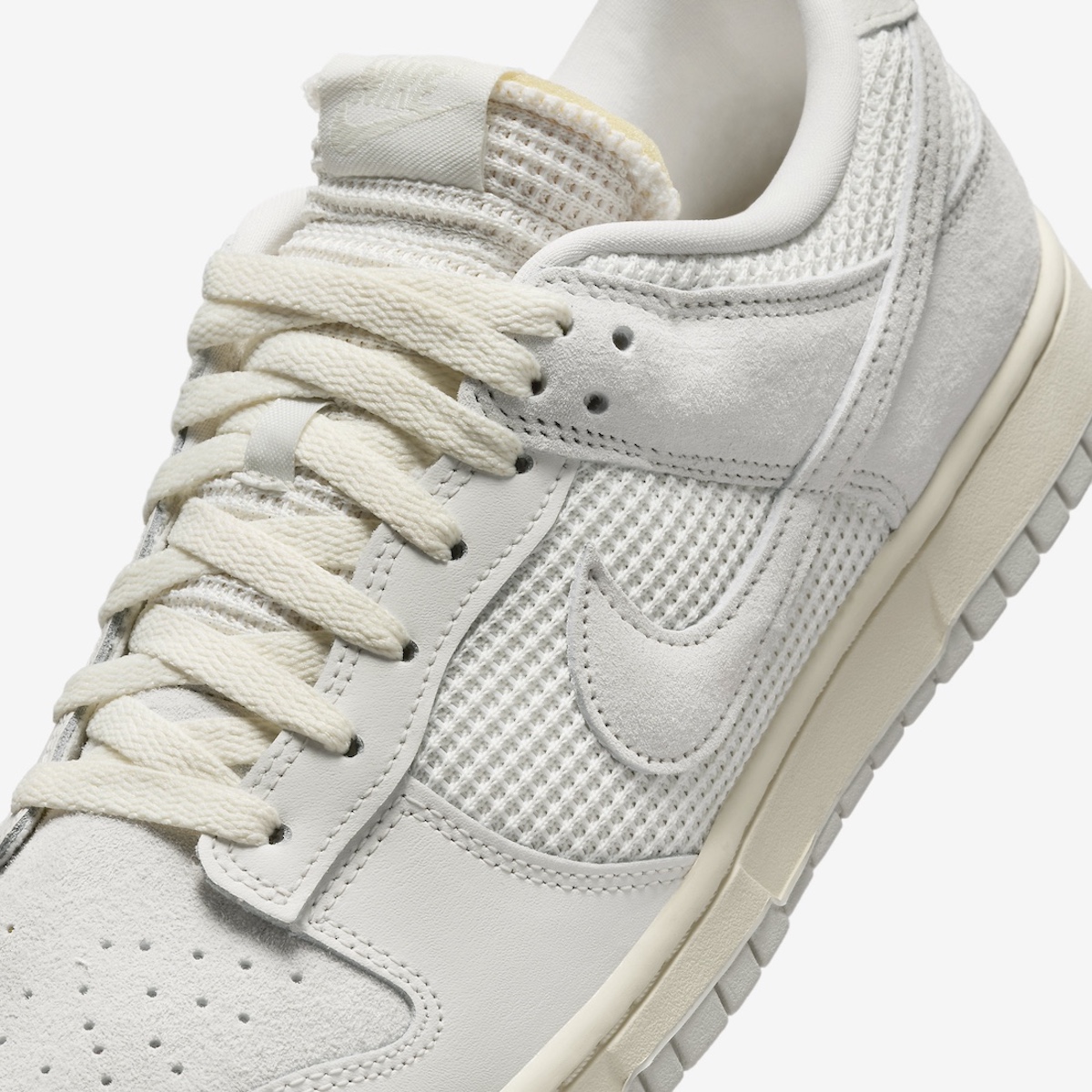 Nike Dunk Low Phantom Light Bone HF4297-001 | SneakerFiles