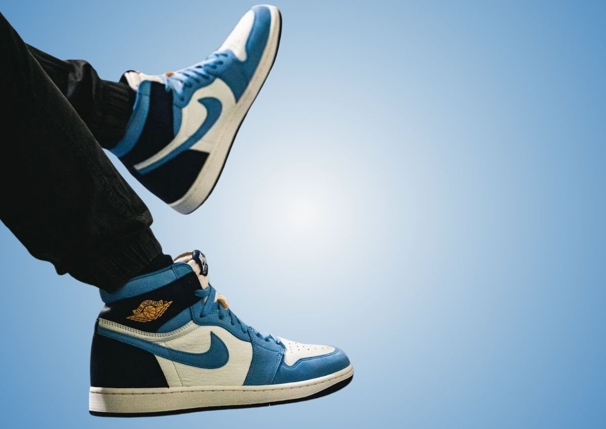 Air Jordan 1 High OG First in Flight FD2596-400 | SneakerFiles