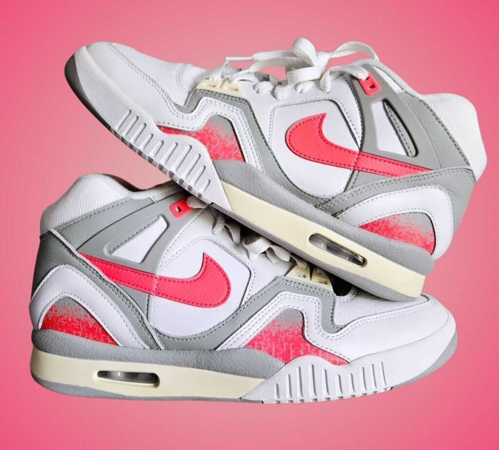 Nike pink racer on sale