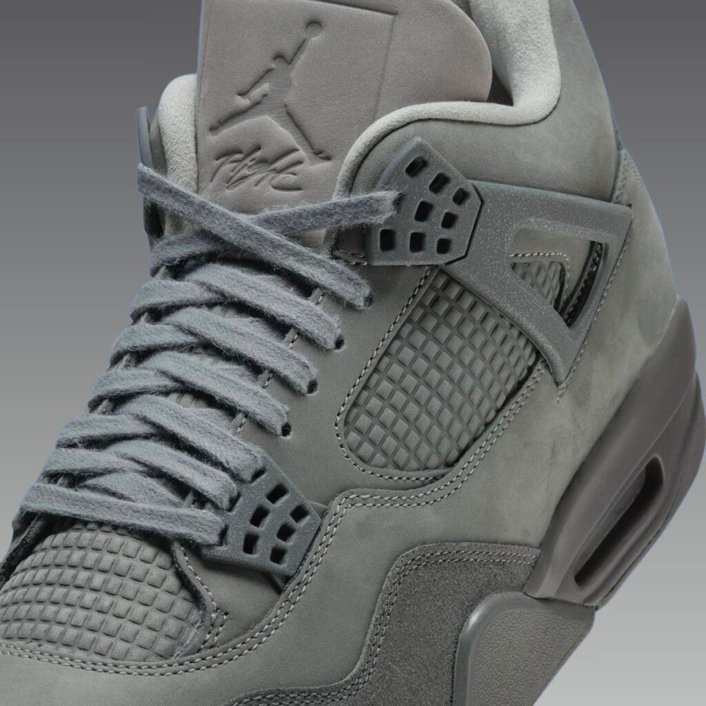 Air Jordan 4 SE Wet Cement FQ7928-001