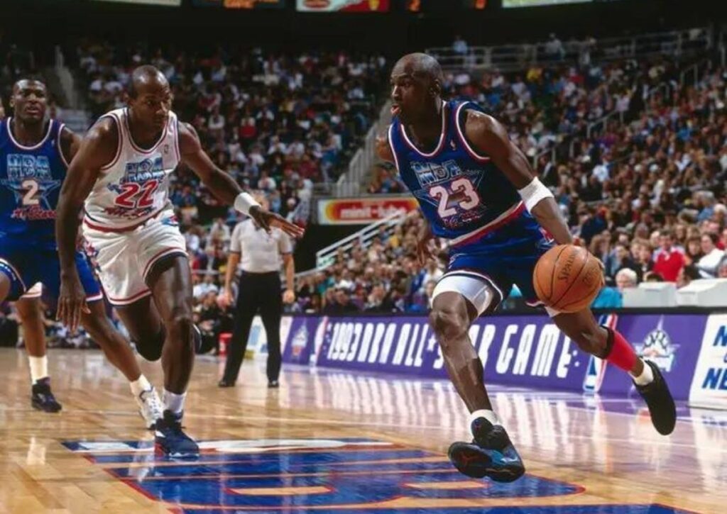 Michael Jordan Playing Aqua Air Jordan 8 All-Star Game 1993