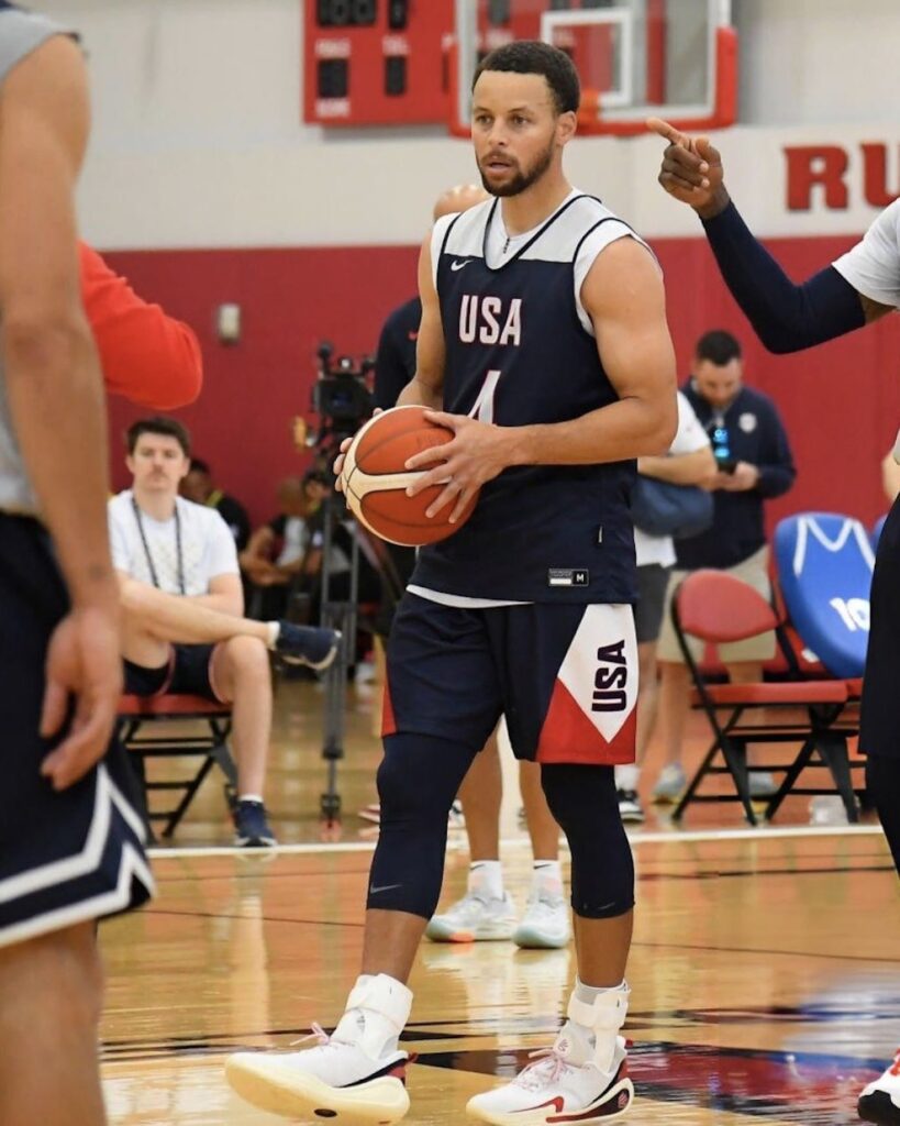 Under Armour Curry 12 USA