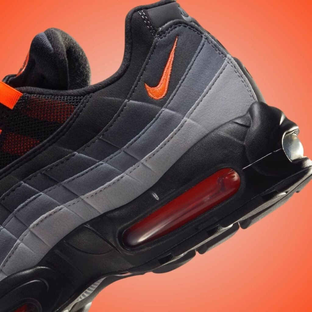 Nike Air Max 95 Black Hyper Crimson FV4710-002 Release Info