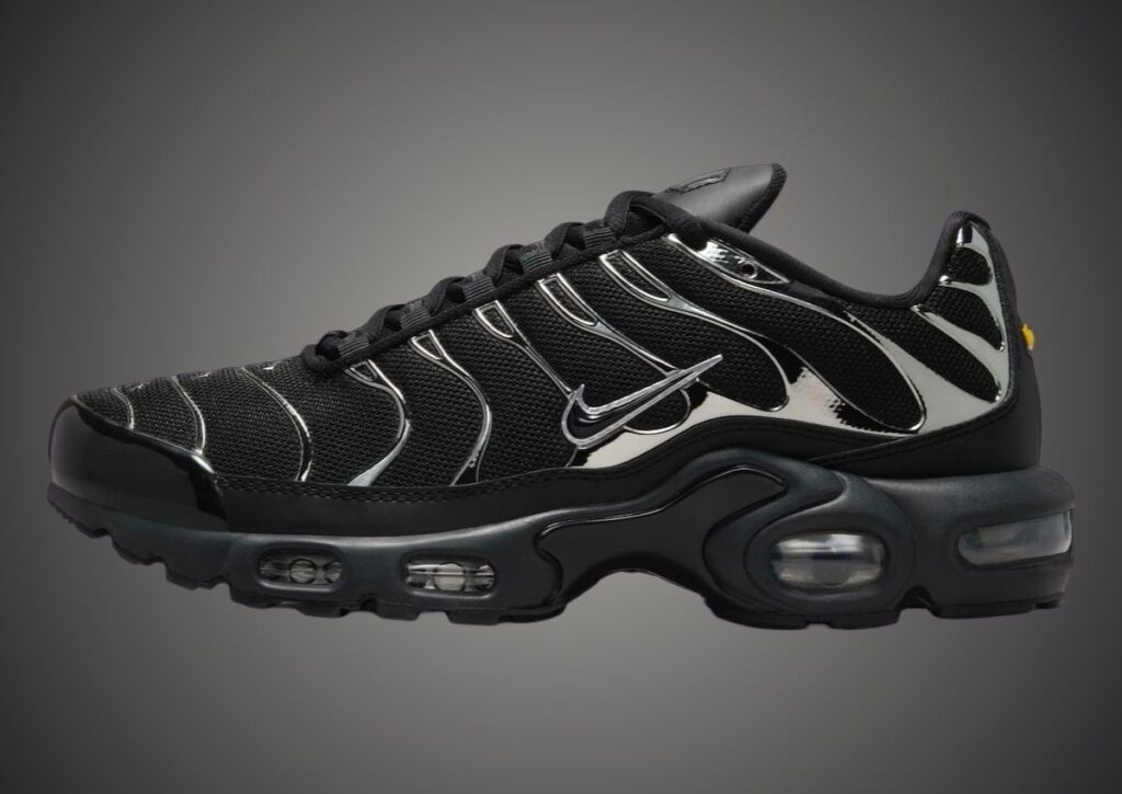 Nike Air Max Plus Black Metallic Silver HJ9743-001