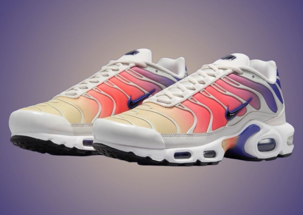 Nike air max plus light pink best sale