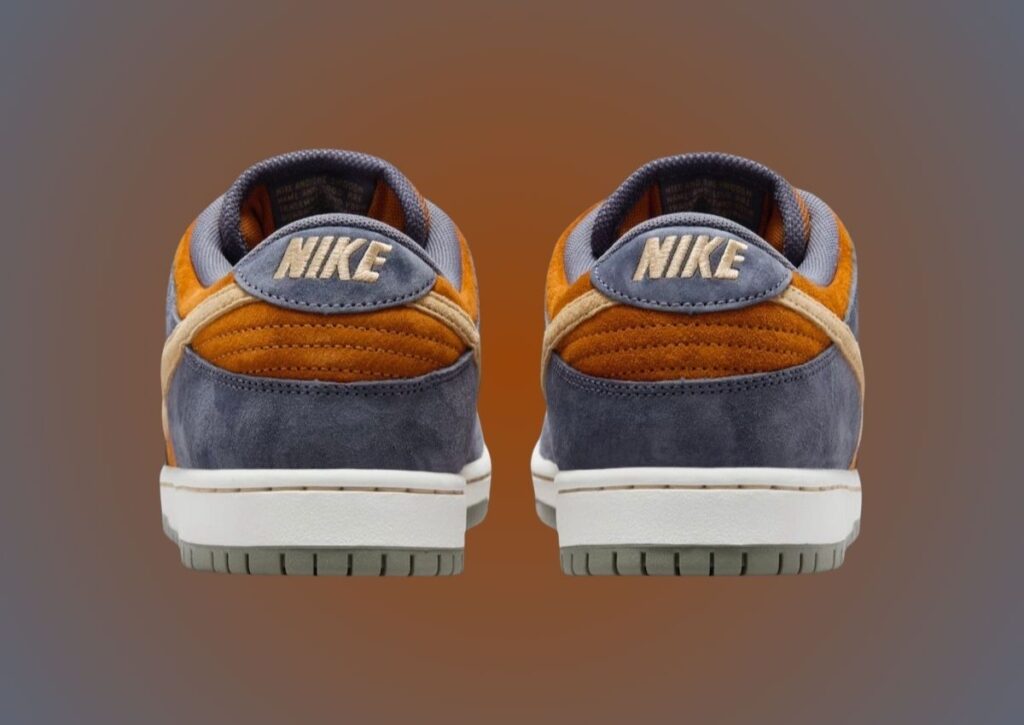 Nike SB Dunk Low Light Carbon Monarch HF3063-002