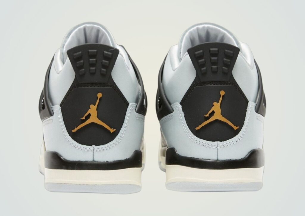 Air Jordan 4 GS Pure Platinum FZ8585-070