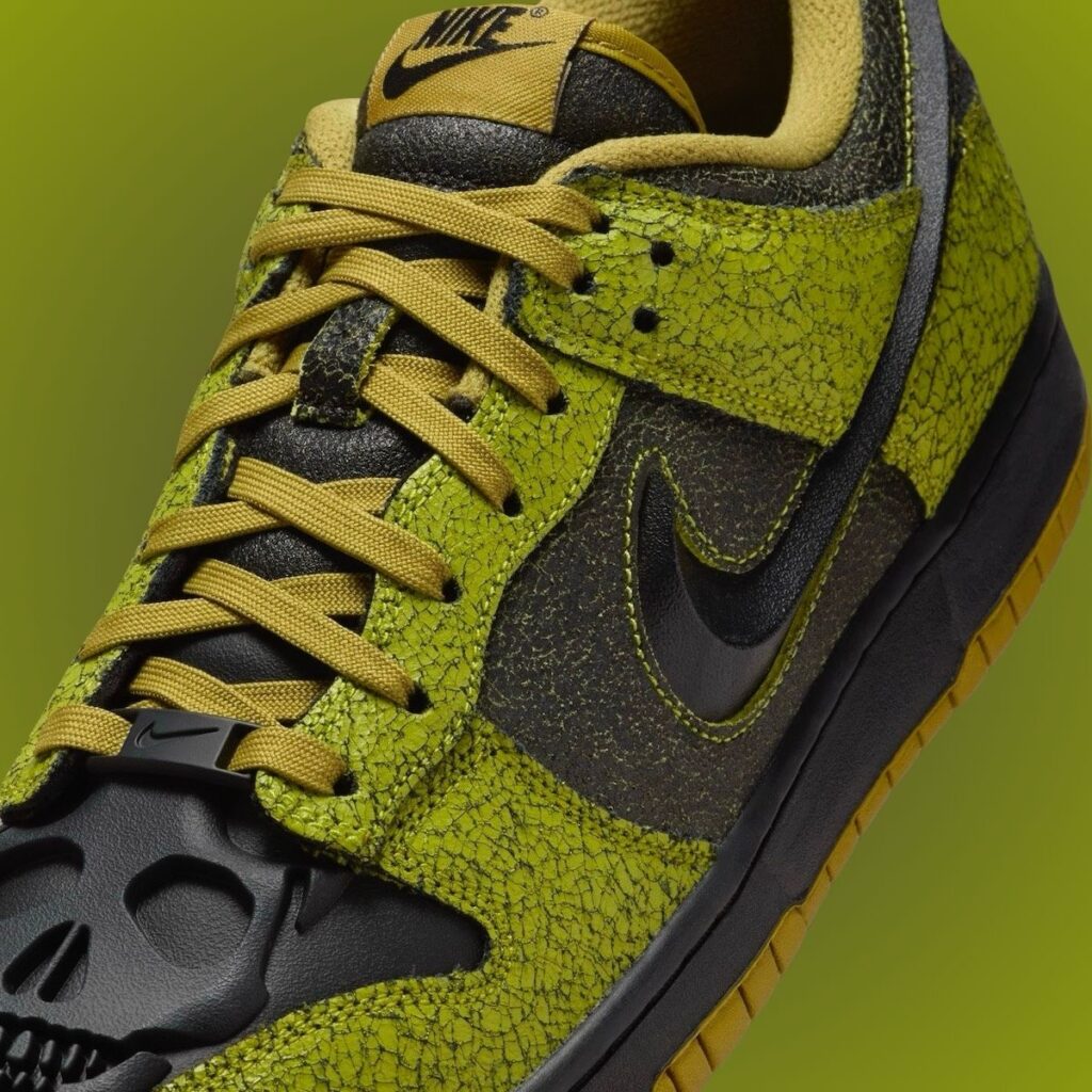 Nike Dunk Low Halloween Skull HV6103-300