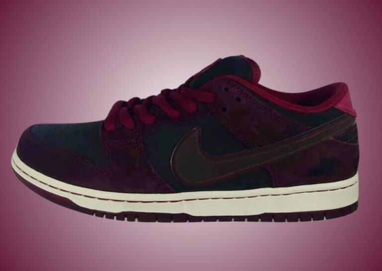 Riot Skateshop Nike SB Dunk Low FZ1289-200