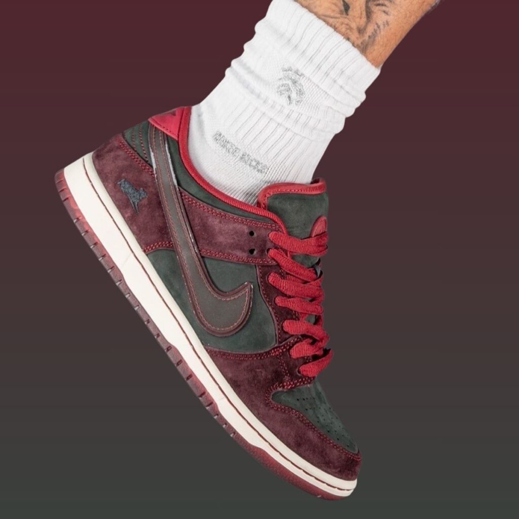 Riot Skateshop Nike SB Dunk Low FZ1289-200 On-Feet