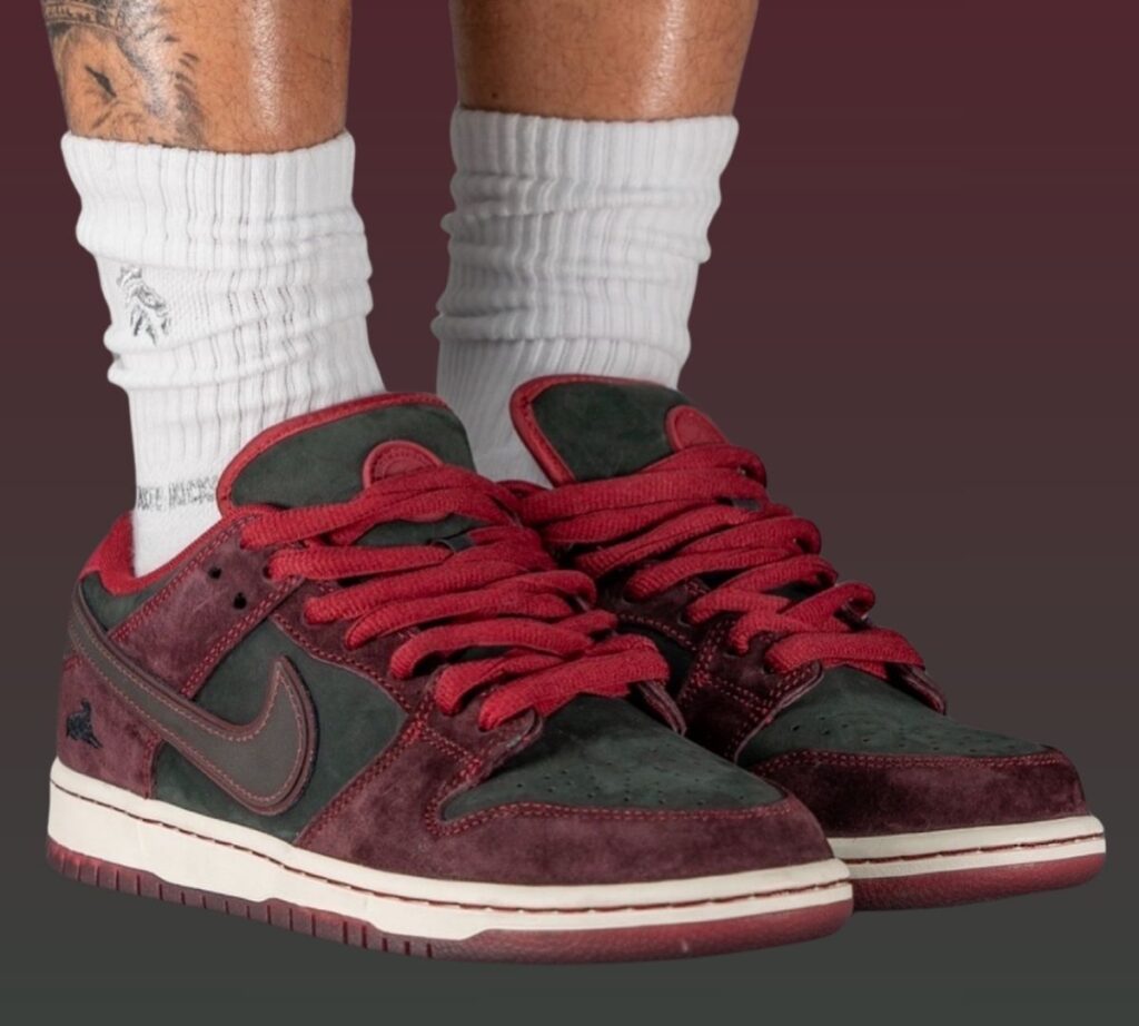 Riot Skateshop Nike SB Dunk Low FZ1289-200 On-Feet