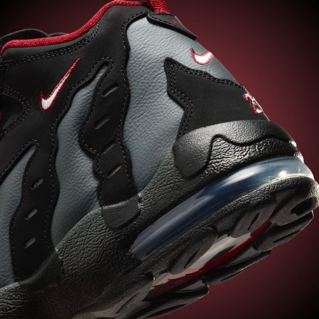 Nike Air DT Max 96 Falcons HQ3620-010