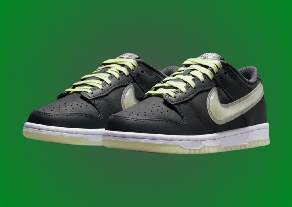 Nike dunk glow in the dark hotsell