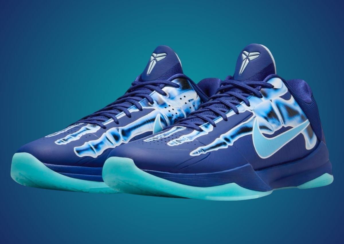 Kobe blue and white fashion shoes