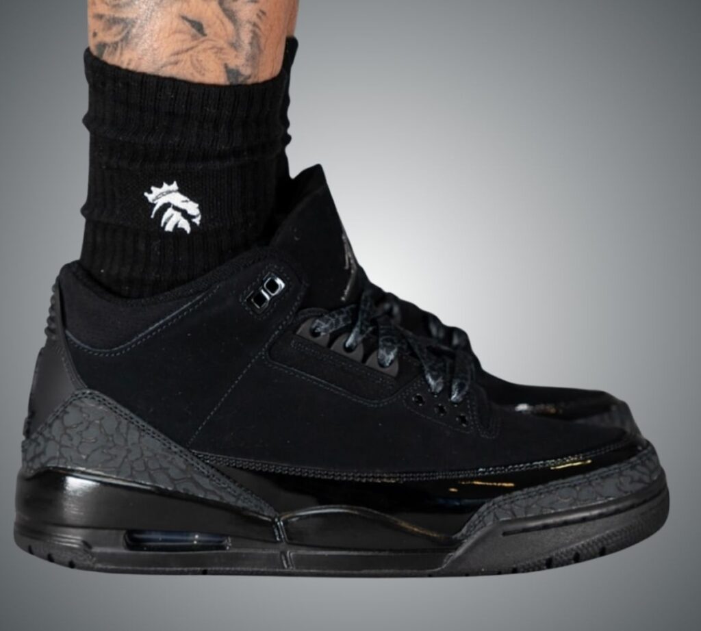 Air Jordan 3 Black Cat 2025 CT8532-001 On-Feet