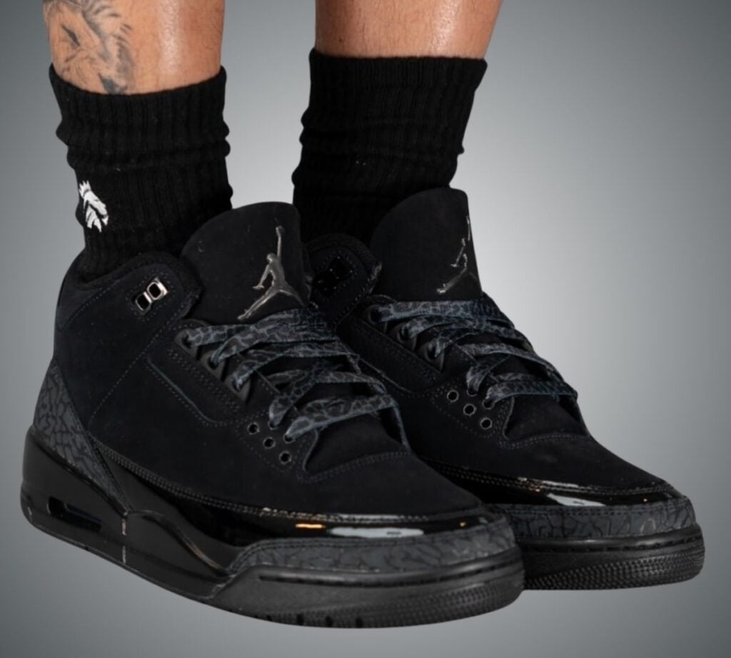 Air Jordan 3 Black Cat 2025 CT8532-001 On-Feet