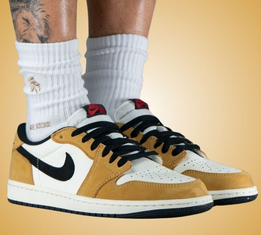 Air Jordan 1 Low OG Rookie of the Year On-Feet