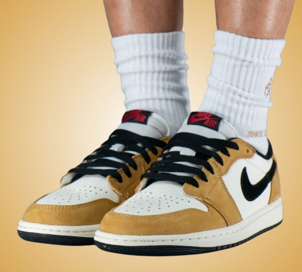 Air Jordan 1 Low OG Rookie of the Year On-Feet