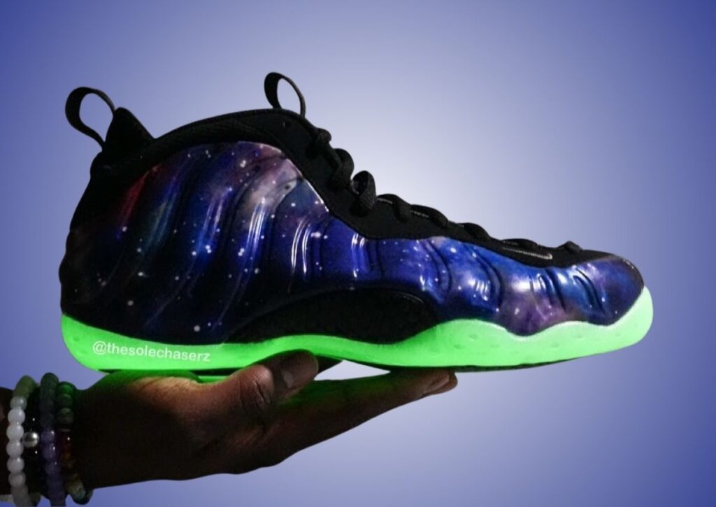 Nike Air Foamposite One Galaxy 2025 FQ4303 400 SneakerFiles