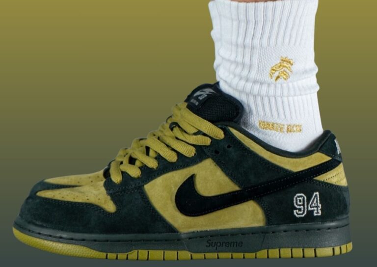 Supreme Nike SB Dunk Low Camper Green HQ8487-300 On-Feet