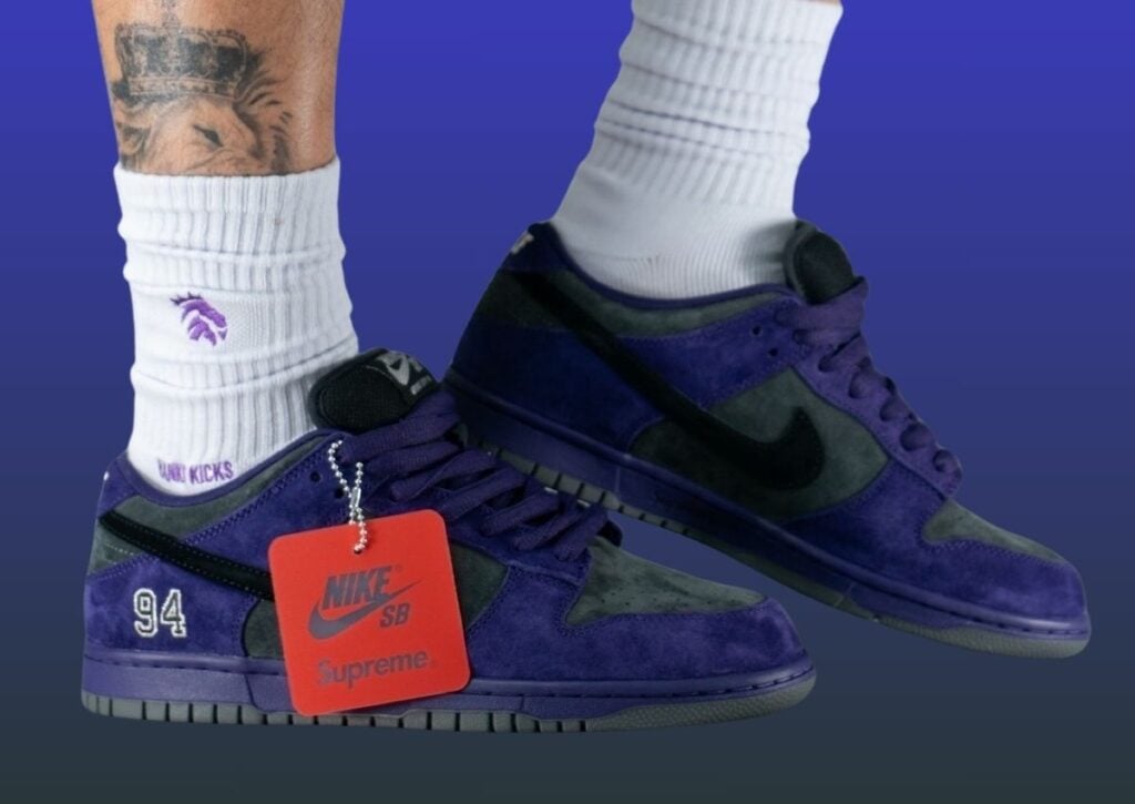 Supreme Nike SB Dunk Low Ink Purple HQ8487-500 On-Feet