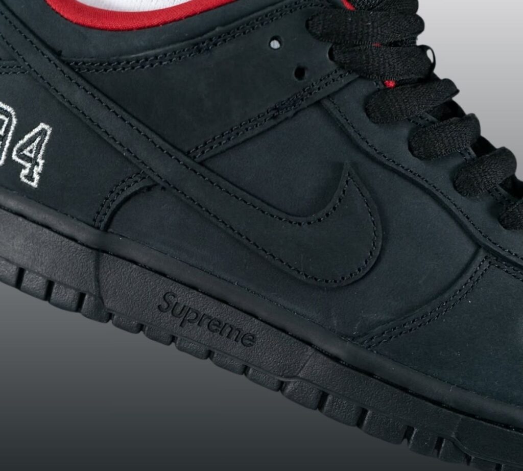 Supreme Nike SB Dunk Low Black HQ8487-001 On-Feet
