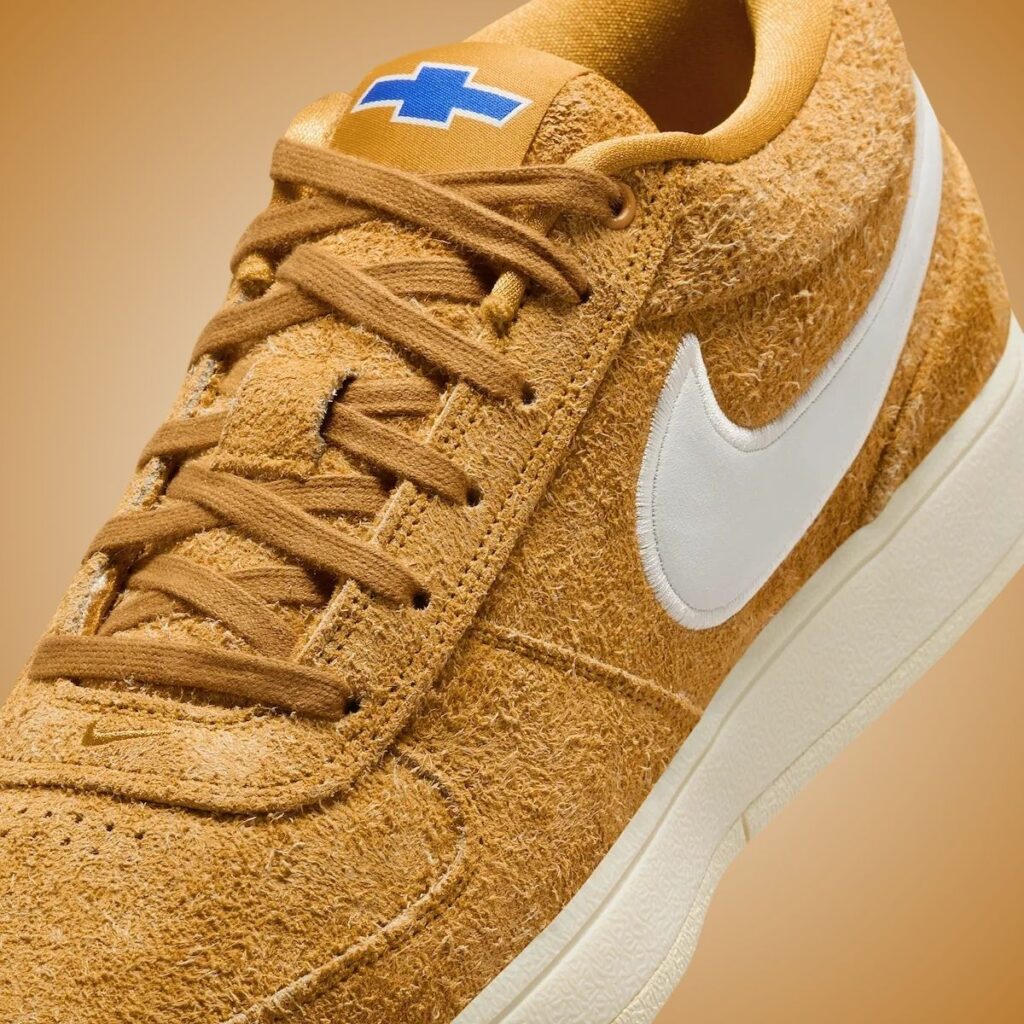 Chevrolet Nike Book 1 Dark Gold Leaf IH0890-700